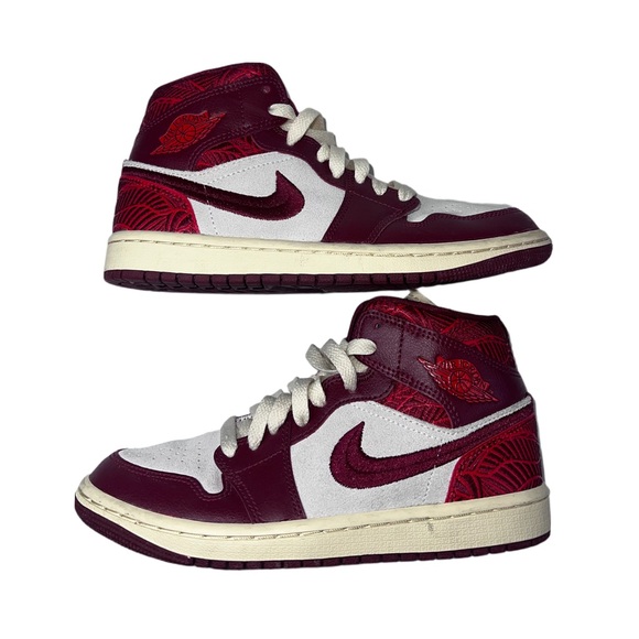 Air Jordan 1 Mid Burgundy Maroon Cream/Ivory Youth 6Y DZ2820-601 - Picture 7 of 11